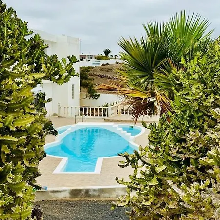 Piedranegra Villa Tias