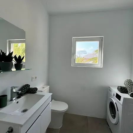 Piedranegra Villa Tías