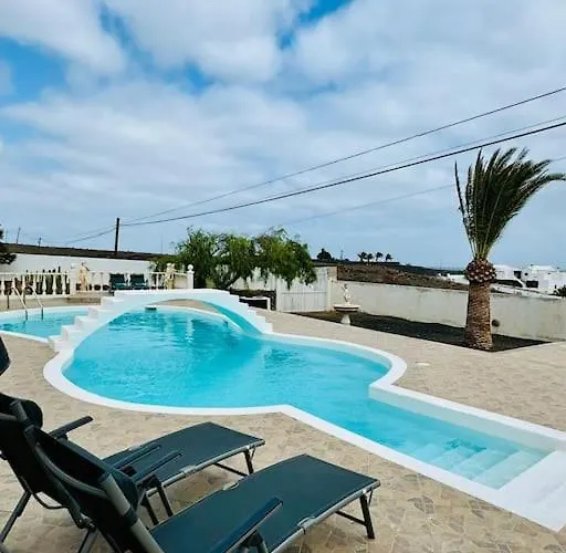 Piedranegra * تياس